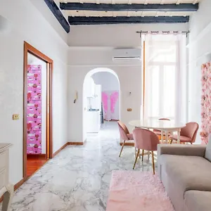 Maison Trevi Apartment
